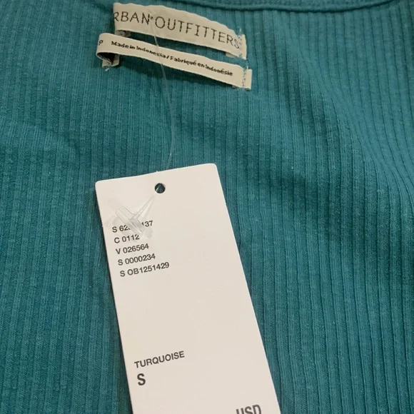 Ribbed Turquoise Top - Picture 5 of 7